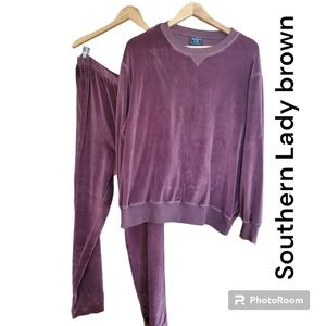 Southern Lady brown velour 2 piece set